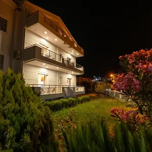 Bed and Breakfast Serenity, Σαράντα